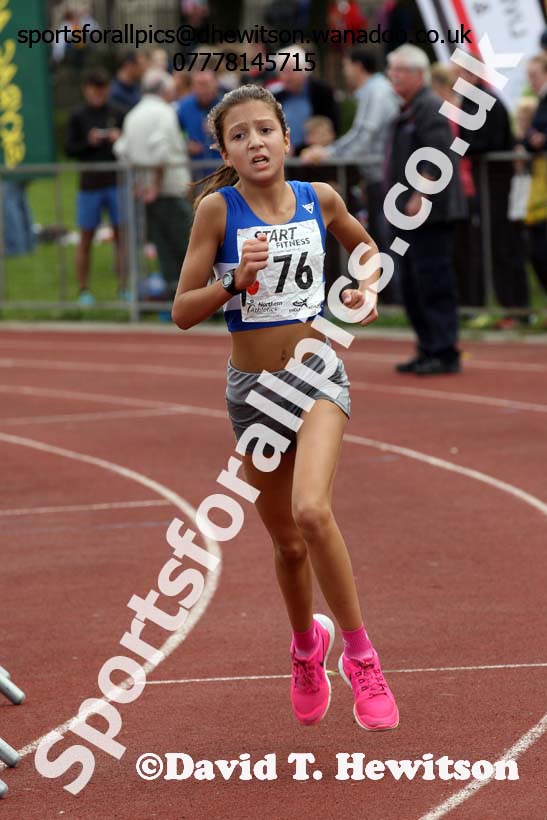 Girls under-13s, Northern Road Relays, Blackpool. Photo: David T. Hewitson/Sports for All Pics